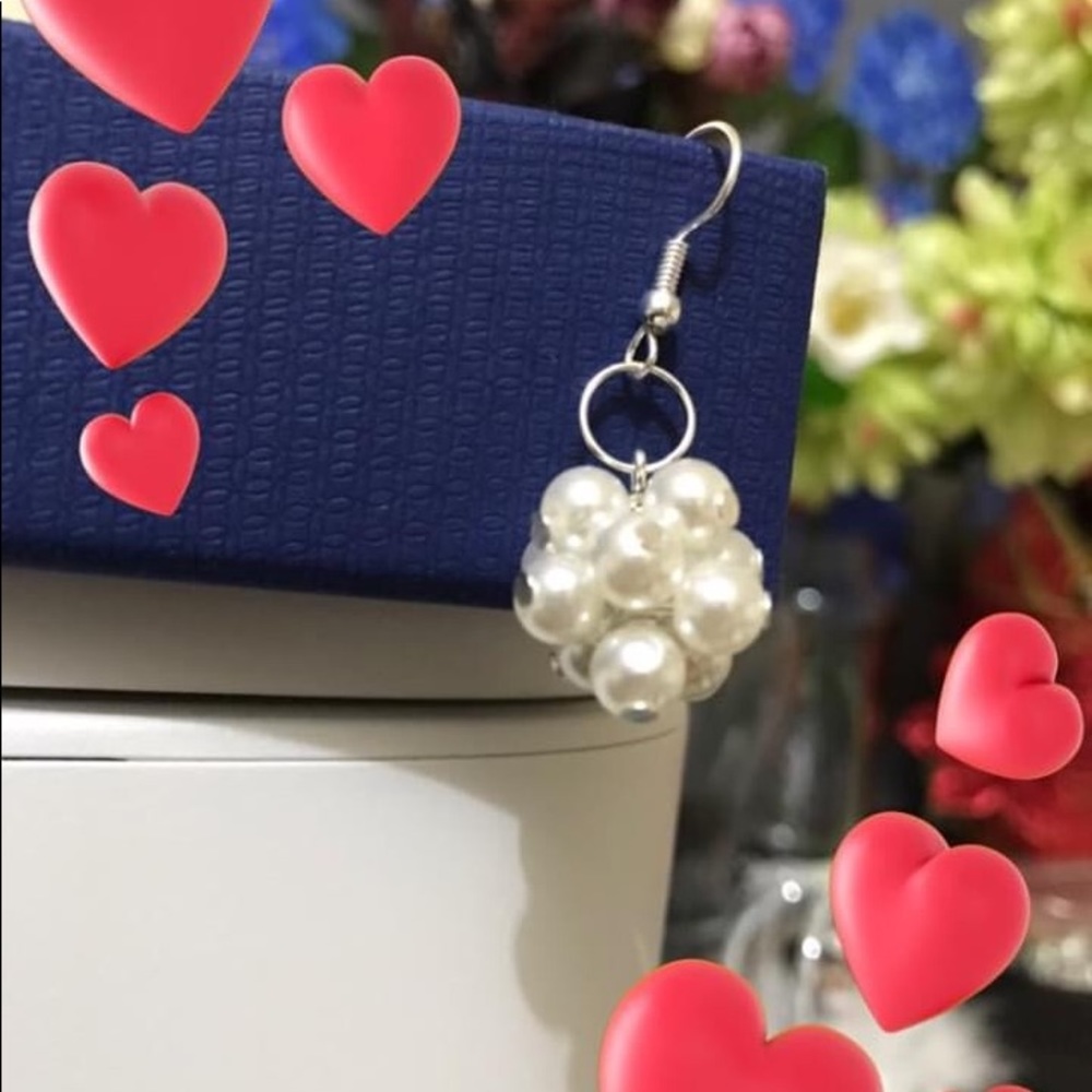 pearl earrings
